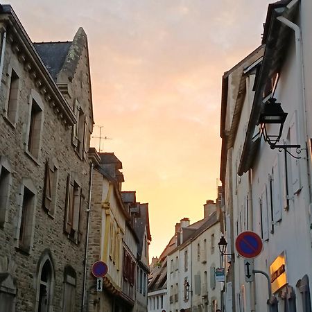 Au Centre De Vannes Buitenkant foto